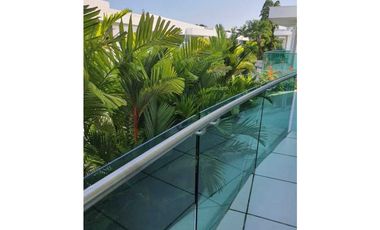 EN VENTA CASA MODERNA EN COSTA ESMERALDA 3 RECAMARAS