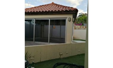 SE VENDE CASA EN PH VILLA DE LAS AZORES EN VILLA LUCRE