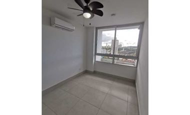 ALQUILER APARTAMENTO PH. GREEN WOOD 2REC+1B+1PE