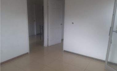 ALQUILER LOCAL COMERCIAL EN LIMAJO 80m2