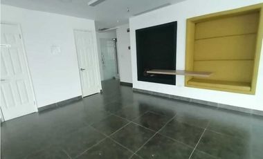 ALQUILER OFICINA FINANCIAL PARK 122 M2