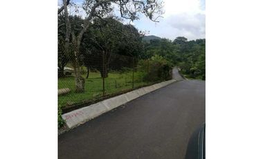 VENTA FINCA EN CHILIBRE 2REC+1B