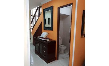 VENTA CASA LAS CUMBRES 6REC+4B