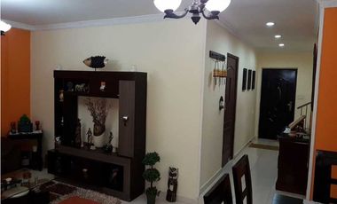 VENTA CASA LAS CUMBRES 6REC+4B