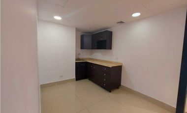 ALQUILER / VENTA OFICINA AMOBLADA  FINANCIAL PARK COSTA DEL ESTE