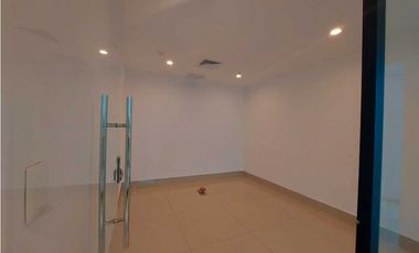 ALQUILER / VENTA OFICINA AMOBLADA  FINANCIAL PARK COSTA DEL ESTE