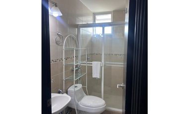 2 Bedroom/2 Fontenella apartment bath located in San Carlos