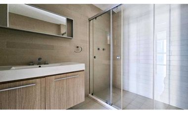 VALQUILER DE APARTAMENTO LINEA BLANCA AVENIDA BALBOA PH WATERS 257 JP