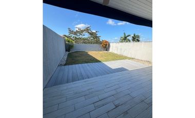 ALQUILER DE CASA EN VILLA ZAITA  - SAN ISIDRO - SAN MIGUELITO