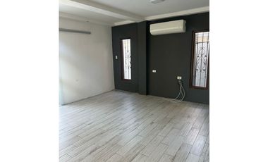 ALQUILER DE CASA EN VILLA ZAITA  - SAN ISIDRO - SAN MIGUELITO
