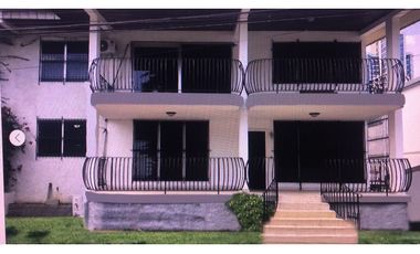 SE ALQUILA - CASA COMERCIAL