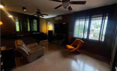 HATO PINTADO / LA LOMA / 622m2 / 5 HABITACIONES / 3 NIVELES / CENTRICA