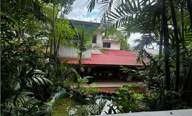 HATO PINTADO / LA LOMA / 622m2 / 5 HABITACIONES / 3 NIVELES / CENTRICA