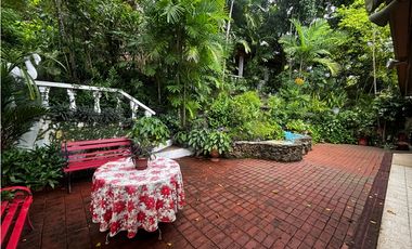 HATO PINTADO / LA LOMA / 622m2 / 5 HABITACIONES / 3 NIVELES / CENTRICA