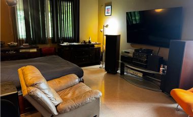 HATO PINTADO / LA LOMA / 622m2 / 5 HABITACIONES / 3 NIVELES / CENTRICA