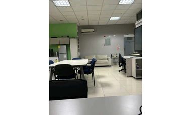 VENTA Y ALQUILER OFICINA PH BRAZIL 405