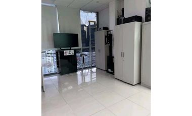 VENTA Y ALQUILER OFICINA PH BRAZIL 405