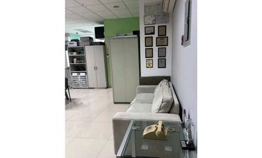 VENTA Y ALQUILER OFICINA PH BRAZIL 405