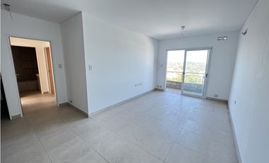 Vendemos hermoso departamento de 3 dormitorios.
