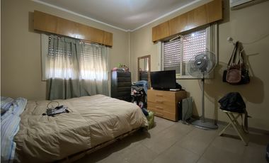 Valentin Gomez 2326 e/ Sudameria y R.Indonesia, Gregorio de Laferrere