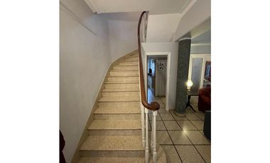 Chalet de 4 ambientes - Arenales  2800 - Chauvin