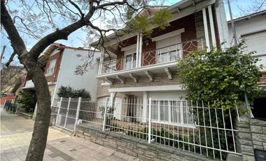 Chalet de 4 ambientes - Arenales  2800 - Chauvin