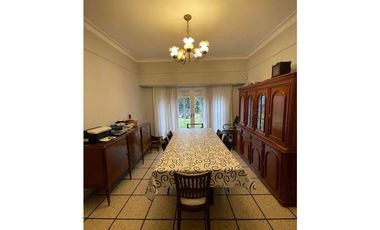 Chalet de 4 ambientes - Arenales  2800 - Chauvin