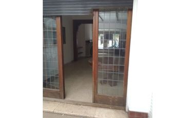 Casa 5 ambientes — Zona Centro