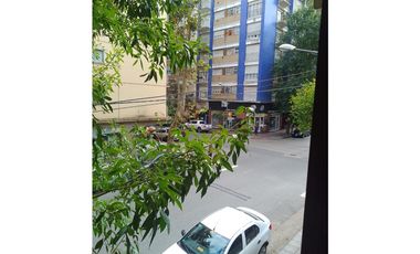 Casa 5 ambientes — Zona Centro