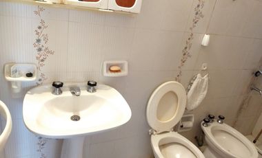 Departamento en alquiler temporario de 1 dormitorio c/ cochera en Costa Azul