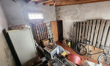 Casa en venta de 2 dormitorios c/ cochera en Monte Grande