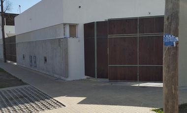 CASA DE 1 DOR EN VENTA