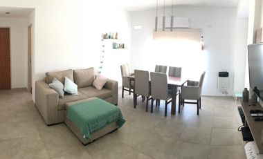 Departamento en venta de 1 dormitorio c/ cochera en Lomas del Mirador