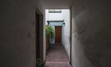 56 e/ 8 y 9 - DEPARTAMENTO DE 2 DOR