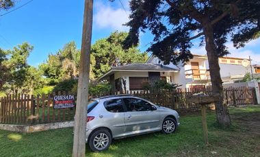 Casa en venta de 3 dormitorios c/ cochera en Santa Teresita
