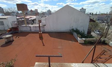 VENTA CASA 4 AMB. PATIO Y TERRAZA CAMPANA