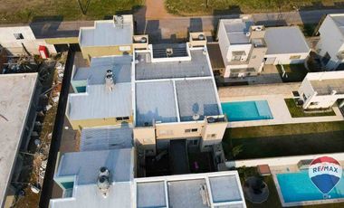 DUPLEX EN VENTA 3 AMB C/ COCHERA CAÑUELAS