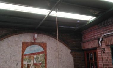 Casa en venta de 4 dormitorios c/ cochera en Villa Soldati
