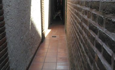 Casa en venta de 4 dormitorios c/ cochera en Villa Soldati