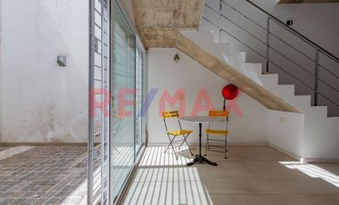 VENTA CASA 5 AMB.- BALCON TERRAZA - CHACARITA