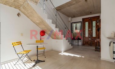 VENTA CASA 5 AMB.- BALCON TERRAZA - CHACARITA