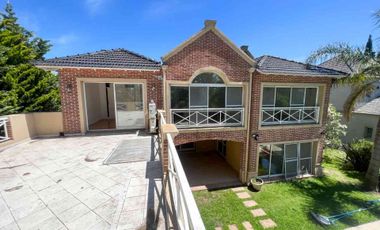 VENTA CASA 5 AMBIENTES  SAN ELISEO COUNTRY GOLF