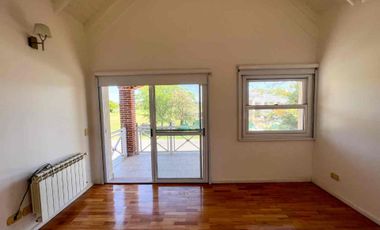 VENTA CASA 5 AMBIENTES  SAN ELISEO COUNTRY GOLF