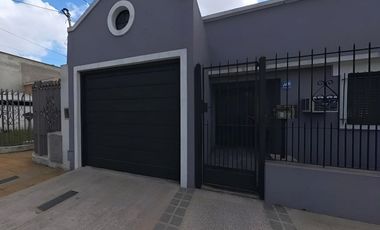 Casa de 5 ambientes en venta en Lanus Impecable!!!