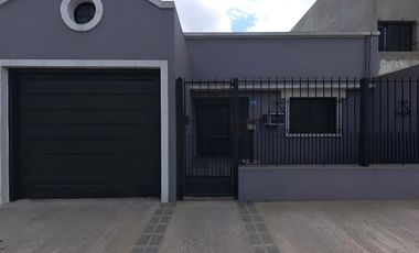 Casa de 5 ambientes en venta en Lanus Impecable!!!