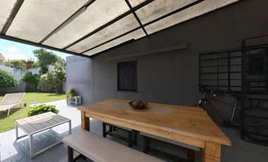 Casa de 5 ambientes en venta en Lanus Impecable!!!