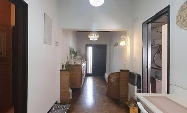 Casa de 5 ambientes en venta en Lanus Impecable!!!