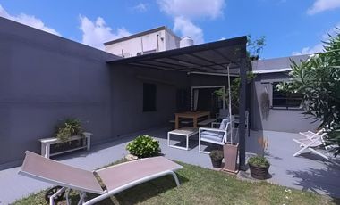 Casa de 5 ambientes en venta en Lanus Impecable!!!