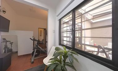 Casa de 5 ambientes en venta en Lanus Impecable!!!