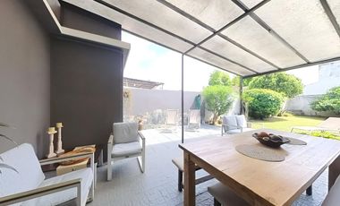 Casa de 5 ambientes en venta en Lanus Impecable!!!